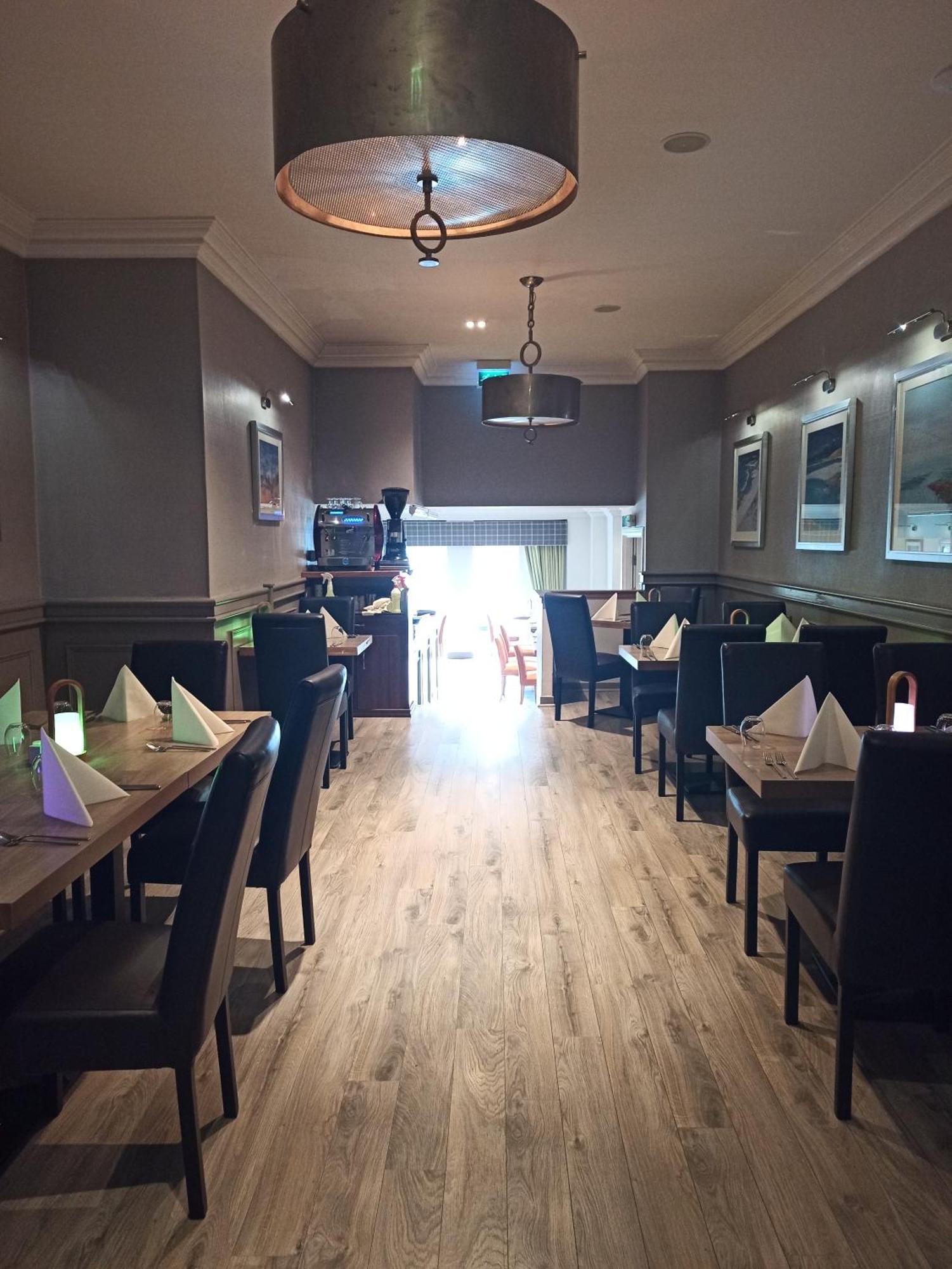 Anchor Hotel And Seabed Restaurant Tarbert  Buitenkant foto