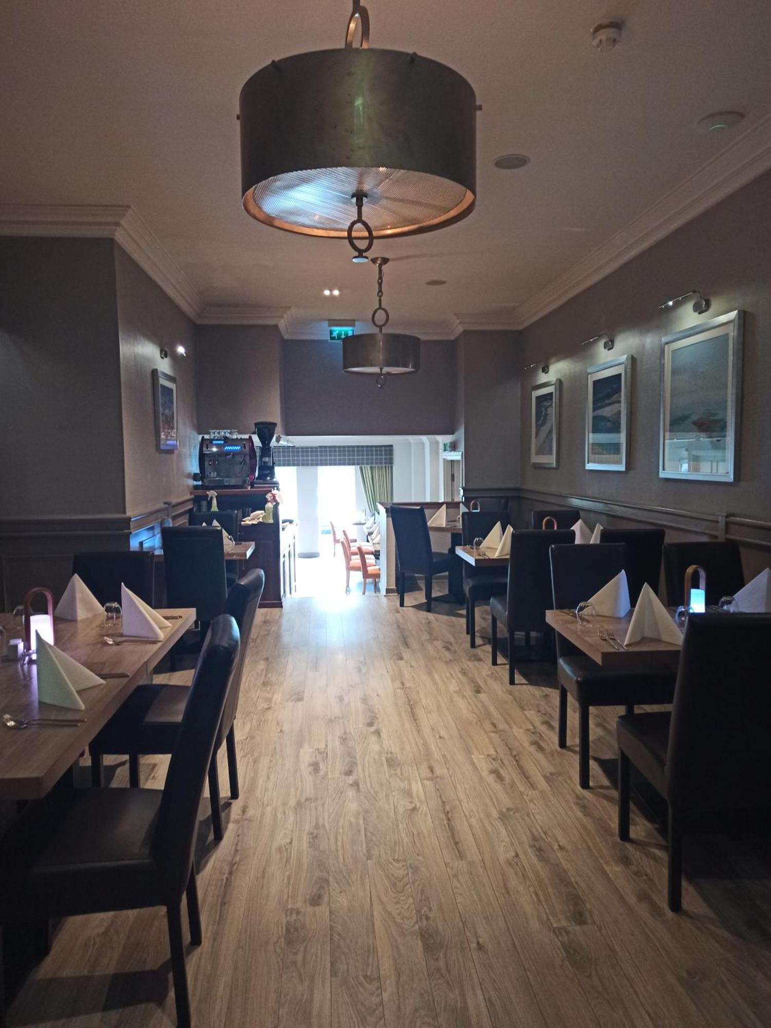 Anchor Hotel And Seabed Restaurant Tarbert  Buitenkant foto