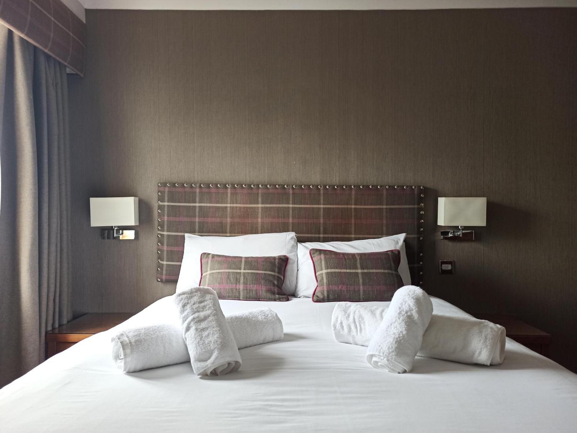 Anchor Hotel And Seabed Restaurant Tarbert  Buitenkant foto